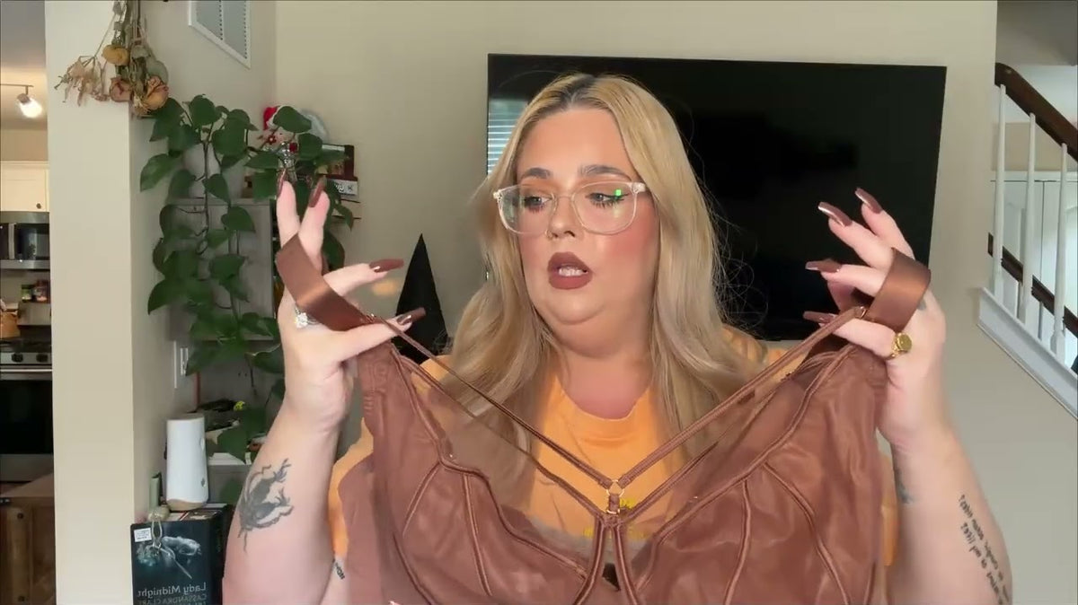 The Struggle to Find a Bra That Fits: One D–G Cup Woman’s PKI-U Whisper Review