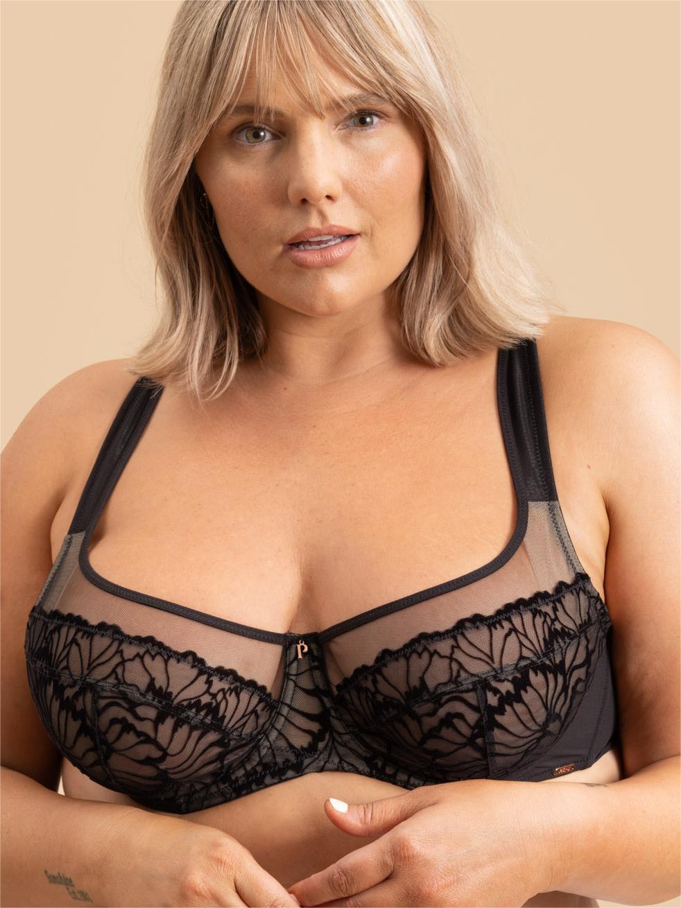 PKI-U SHADOW Black Velvet and Lace Plus Size Bra with side-support panels