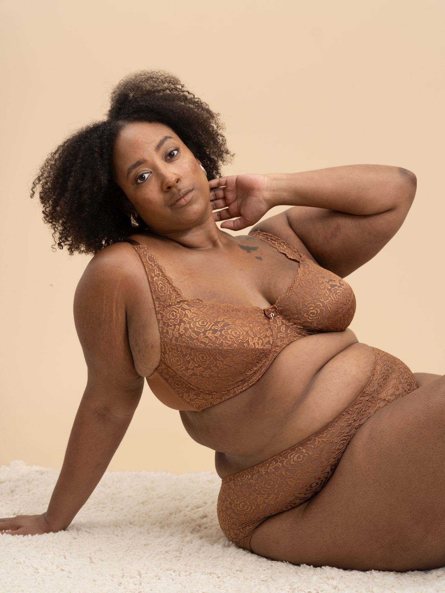 PKI-U VERSE Tan Lace Bra and High-Waist Panty Set for inclusive support