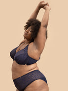 Side support panels on PKI-U VERSE navy blue lace bra for curves